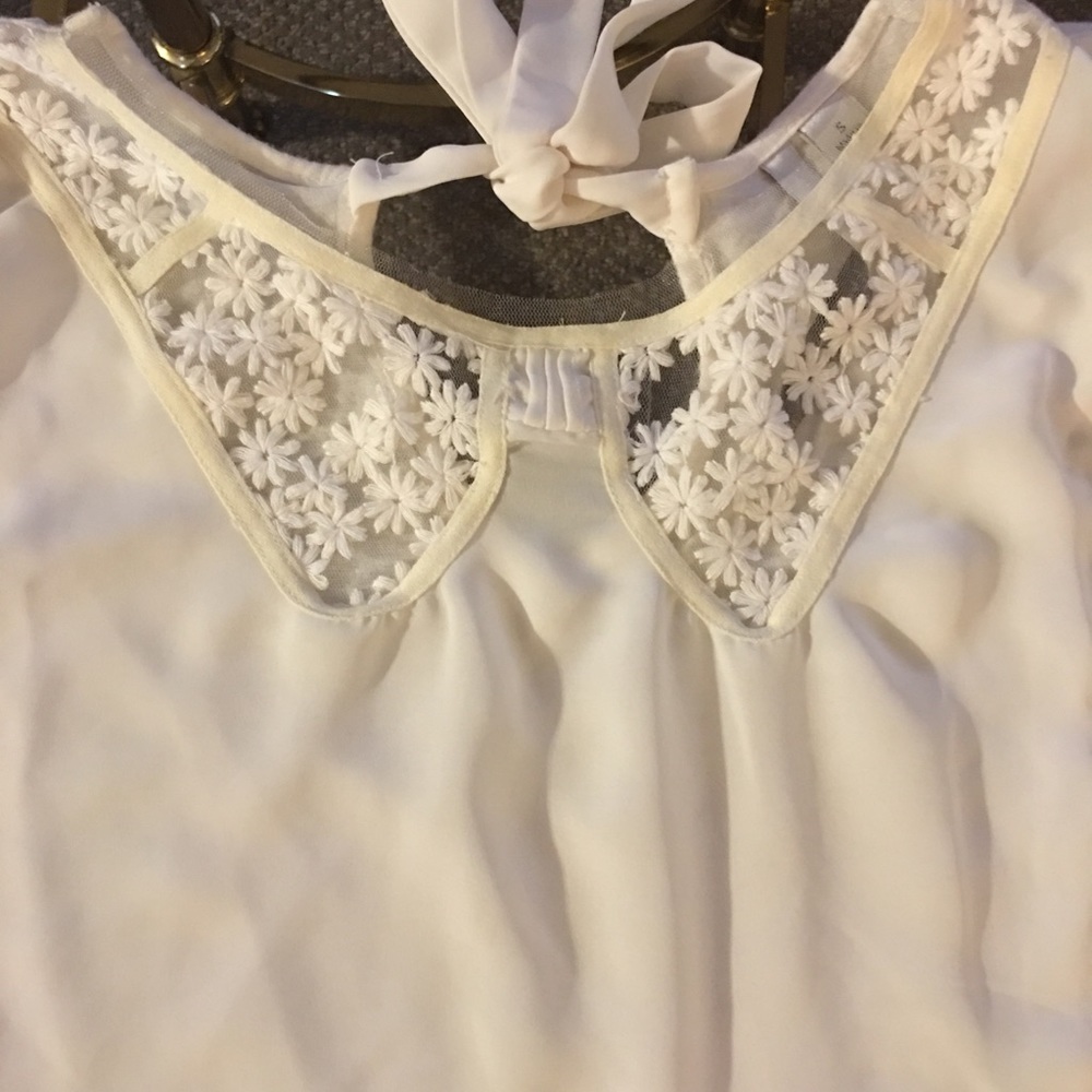 Lauren Conrad Women’s top - Picture 2 of 4